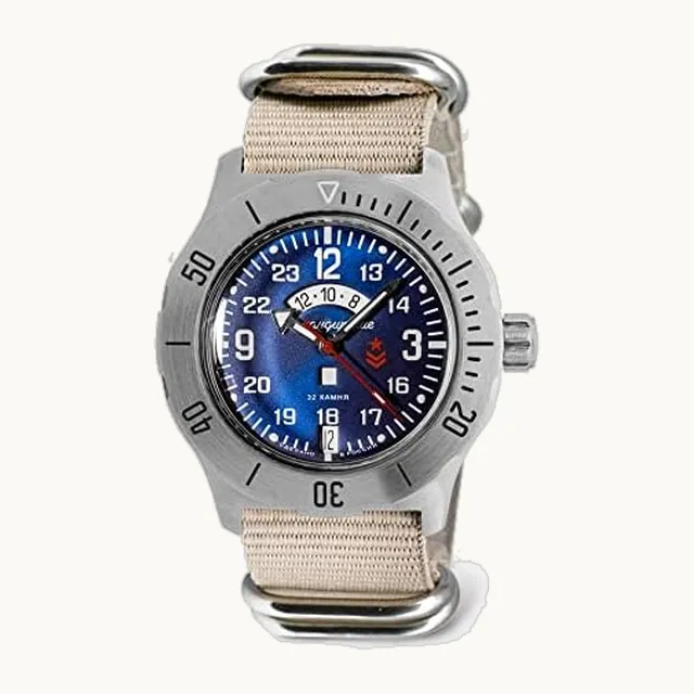Komandirskie K-35 Commander - Reloj de pulsera militar ruso automático | Indicador de día y noche de 24 horas