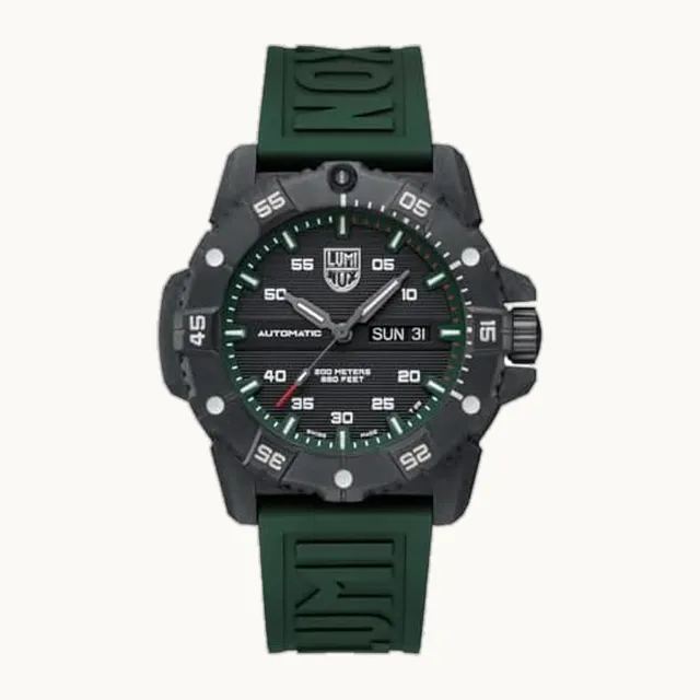 XS.3877 Men's Master Carbon Seal Green Rubber Strap Watch