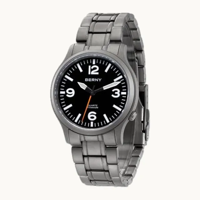 Reloj de titanio para hombre, movimiento de cuarzo japonés VH31 5ATM resistente al agua, reloj analógico de cuar