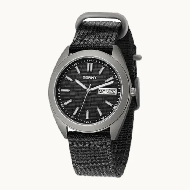 Reloj De Titanio Para Hombre, Movimiento De Cuarzo Japonés, Analógico, Cristal De Zafiro Superluminoso, Resistente